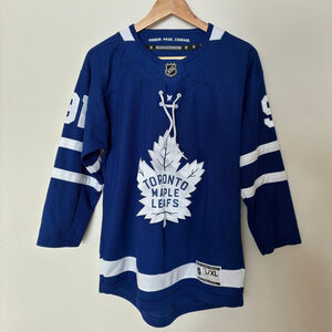 Toronto Maple Leafs John Tavares #91 NHL Hockey Jersey Junior L/XL Blue Lace-Up